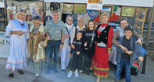 Испаниядә «Милләтләр фестивале»ндә Пиреней ярымутравы татар-башкорт берләшмәсе катнашкан