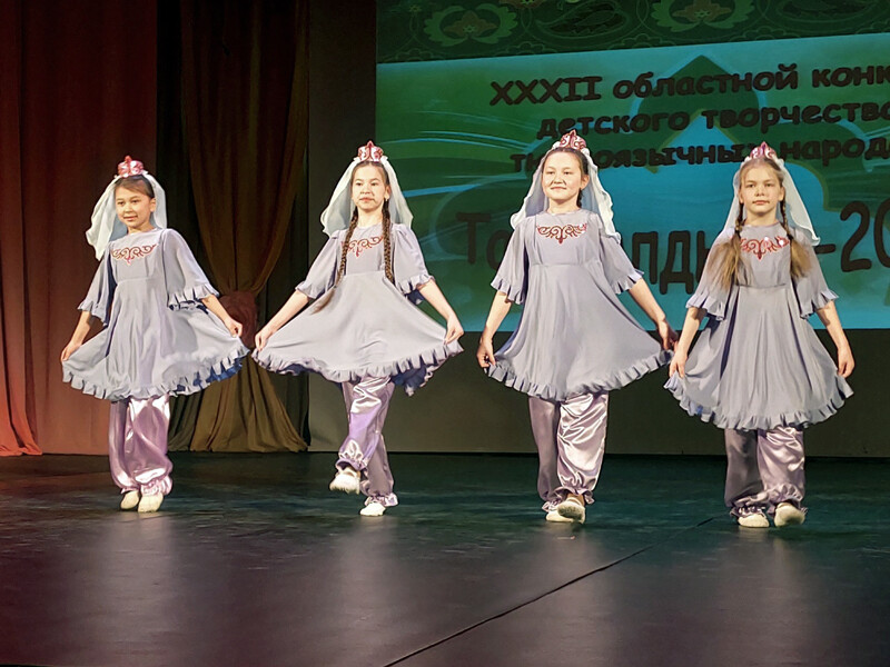 Төмән өлкәсендә татар мәдәнияте көннәрендә төрки телле халыклар фестиваль-бәйрәме булды