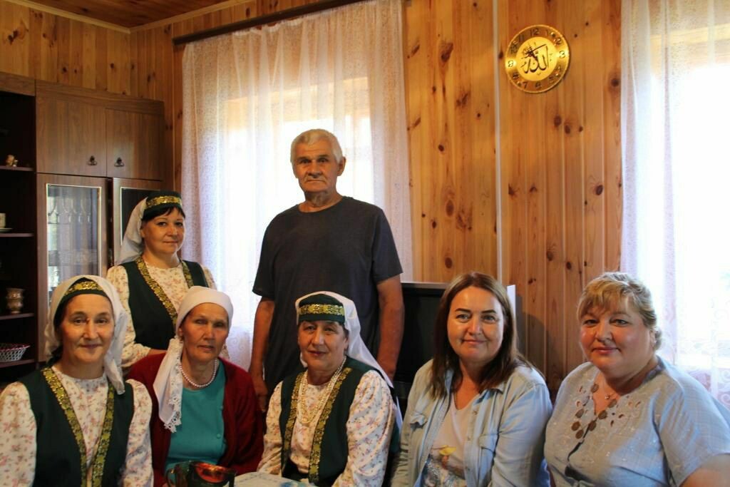 Ульяновск өлкәсенең «Урама» татар фольклор ансамбле әгъзалары иҗади эзләнүләр белән йөри
