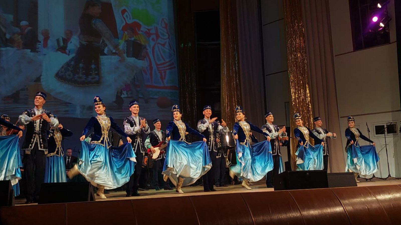 Белоруссиядә Татарстан Республикасы сәнгать осталары концерты узды