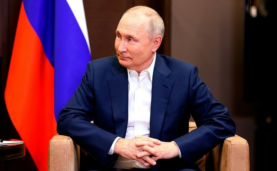 Путин: 300 мең кеше Россия Кораллы көчләре белән контракт имзалаган