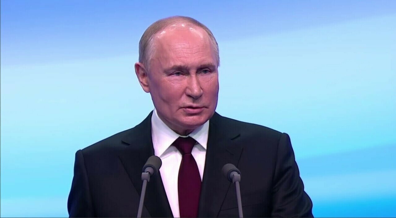 Чит илләрнең лидерлары Владимир Путинны сайлауда җиңүе белән котларга кереште