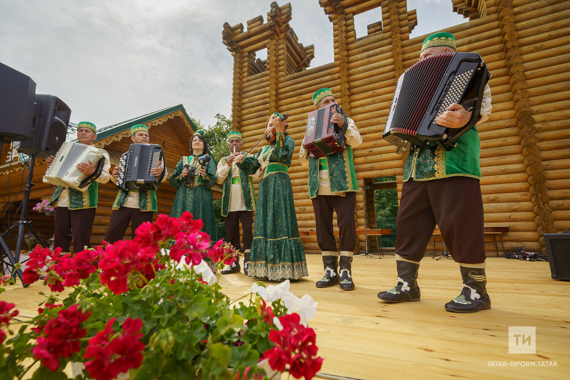 27 июльдә Балтач районы Бөрбаш Сәрдегәне авылында Чишмә көне – «Нурзидә» бәйрәме була