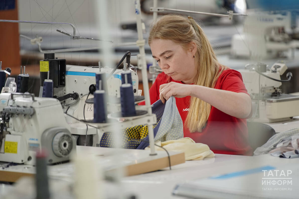 Татарстанлылар бушлай яңа һөнәр үзләштерә ала: популяр курслар һәм хезмәт хаклары