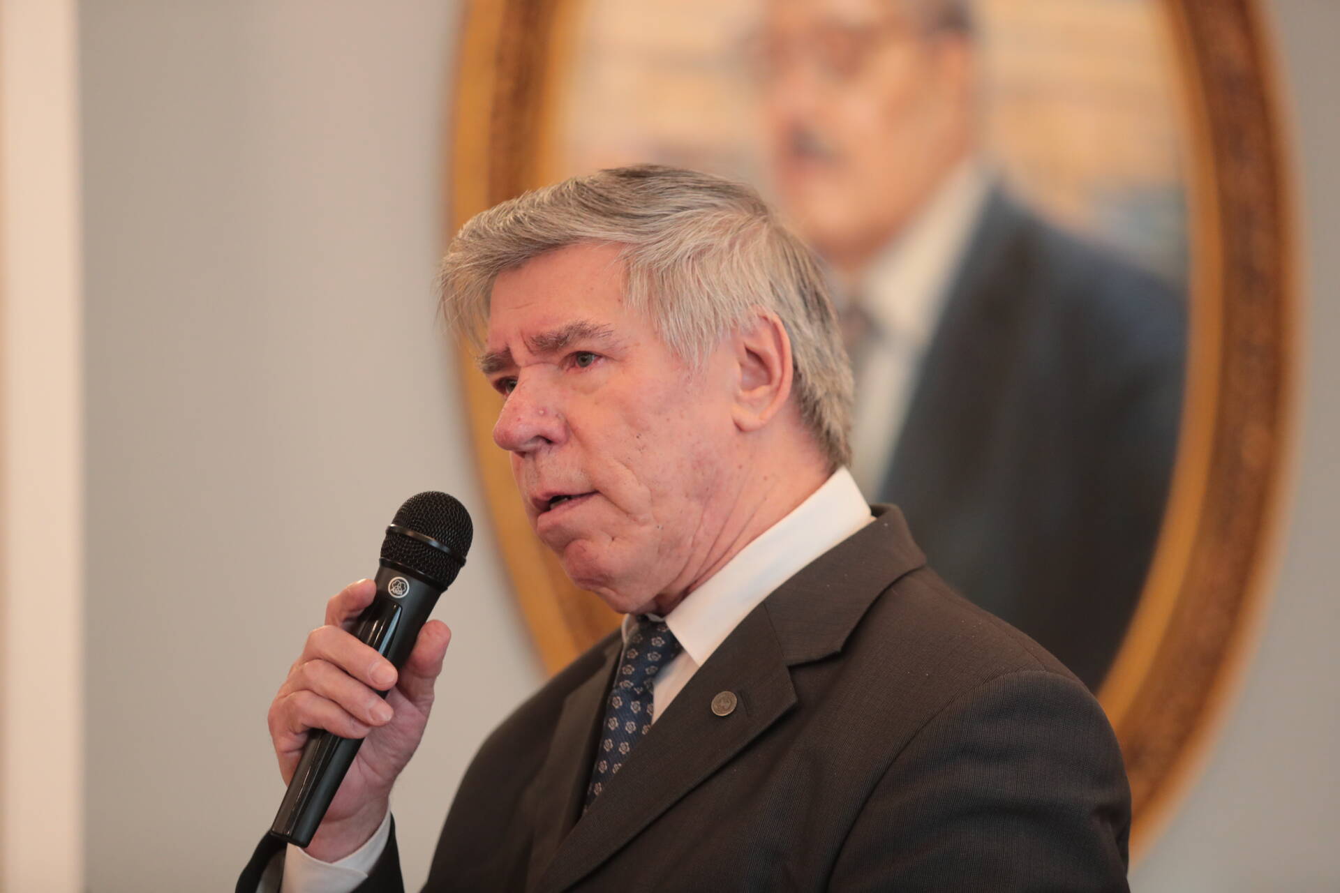 Фоат Галимуллин: Бүгенге алып баручыларга кызыгып карыйм - «Ватаным Татарстан»