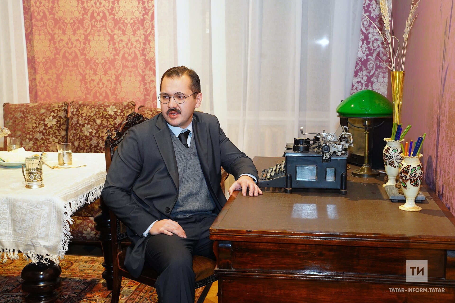 Татар китабы йортында «BӘXET JЬLЬ» эзләнүле спектакле беренче тамашачыларга күрсәтелде