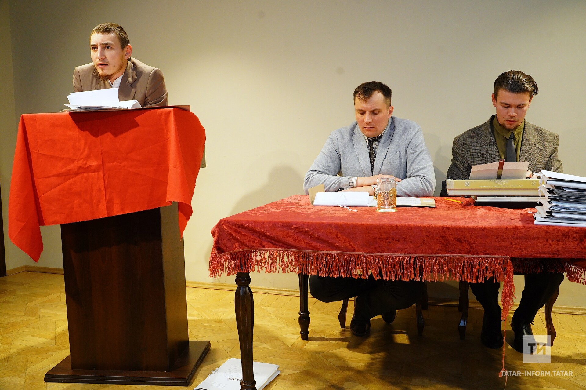 Татар китабы йортында «BӘXET JЬLЬ» эзләнүле спектакле беренче тамашачыларга күрсәтелде