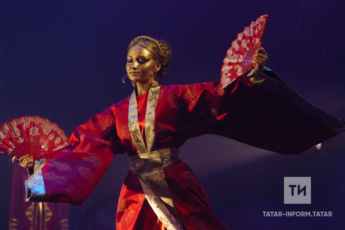 Тинчурин театры яңа сезонын «Хан кызы Турандык» трагикомедиясе белән ачты