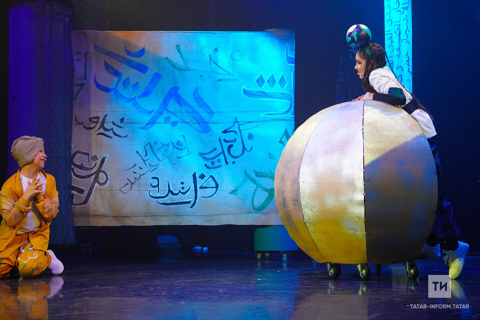 «Апуш» татар балалар театр студиясе «Әбугалисина» әсәрен мюзикл итеп чыгарган
