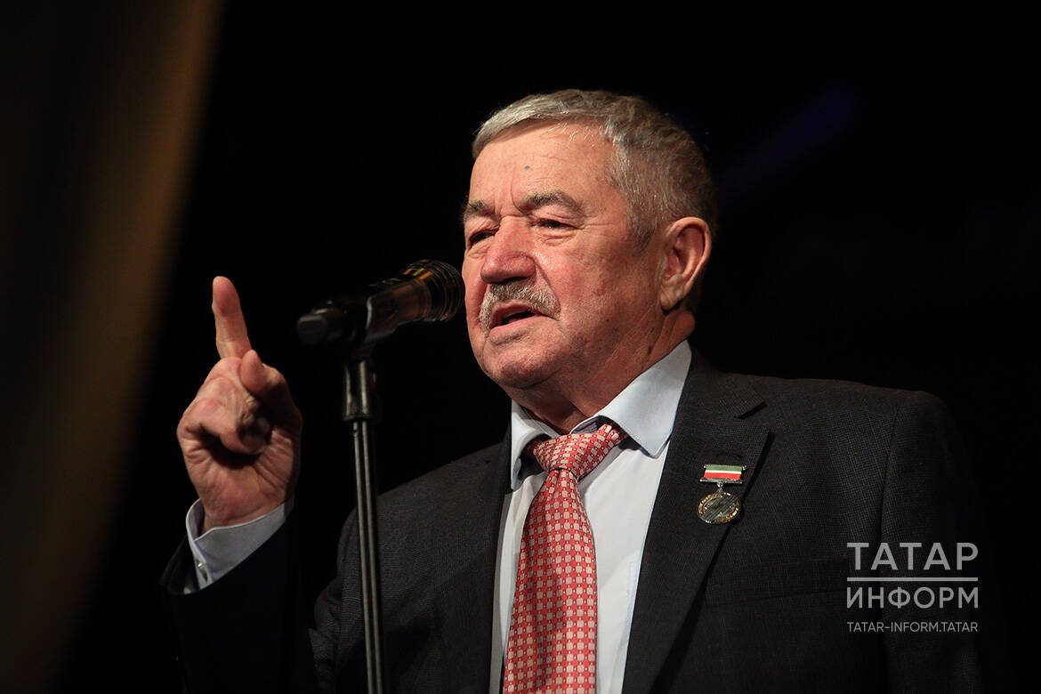 Язучы – укучыга: Син дә Камил, мин дә Камил – татар әдәбияты камил булсын