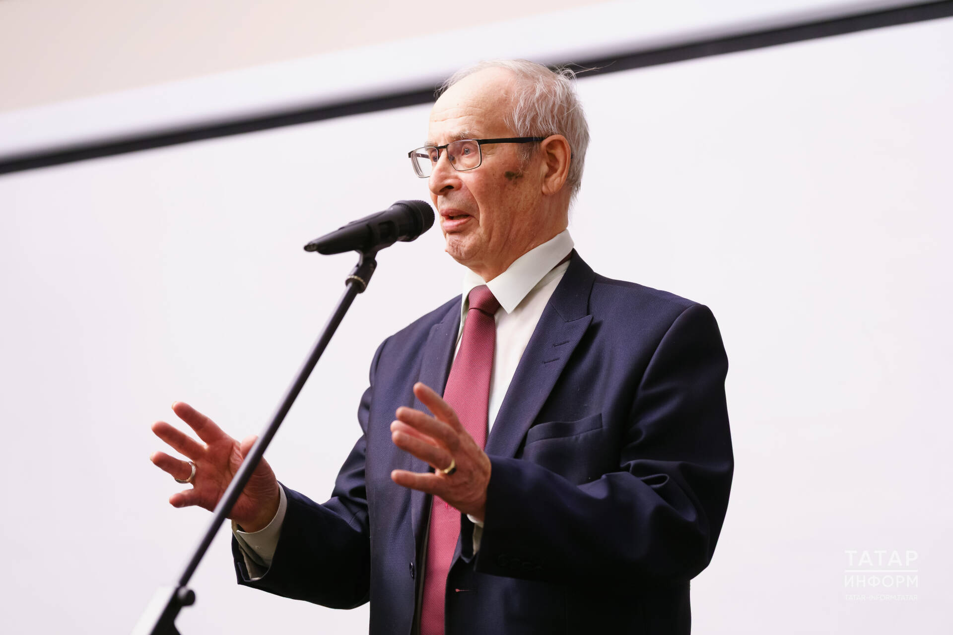 Хатыйп Миңнегулов: «Кеше китә - җыры кала» фильмын Тукай премиясенә тәкъдим итәргә кирәк