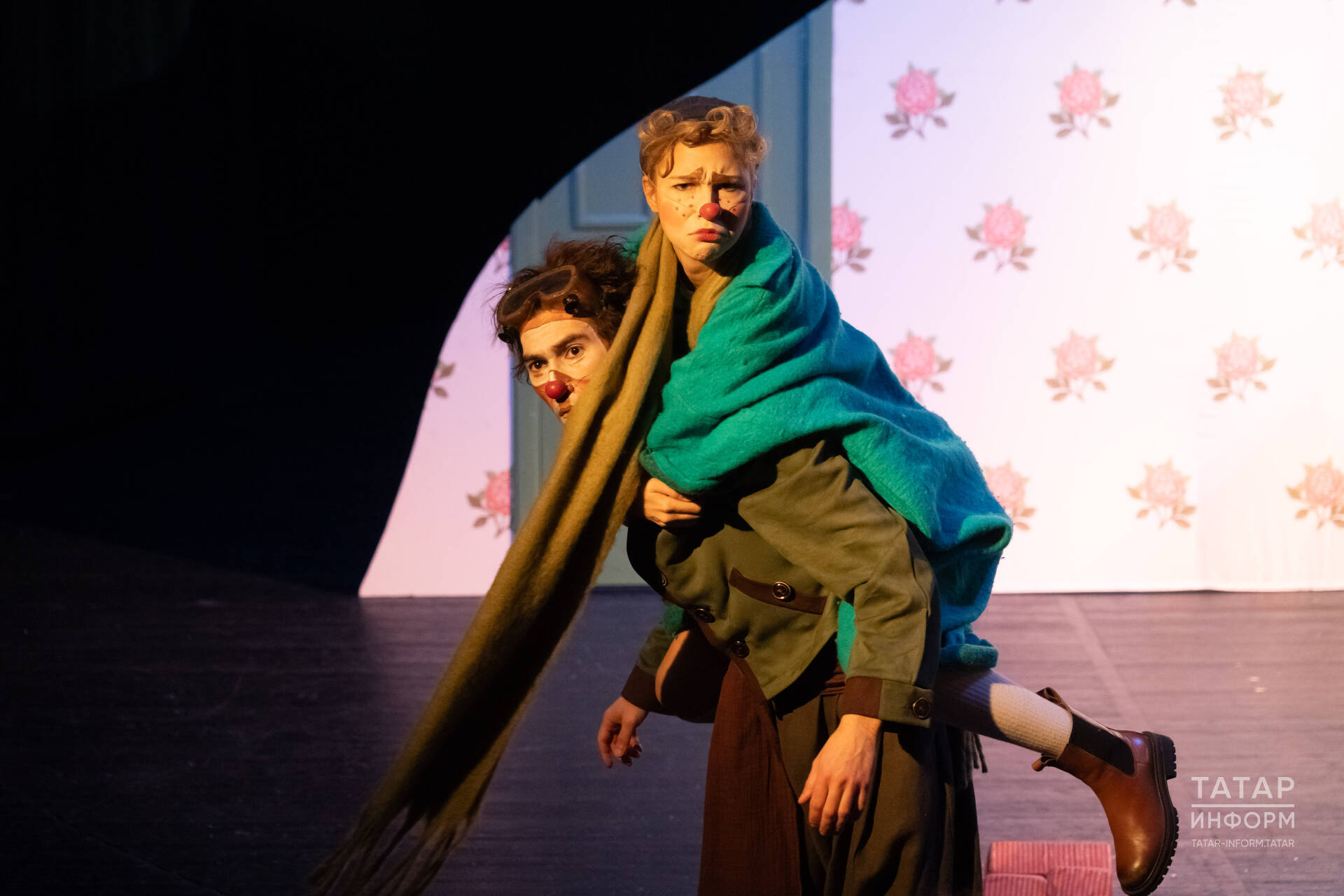 Тинчурин театрында премьера: «Нәни Мирза»ның үз галәме