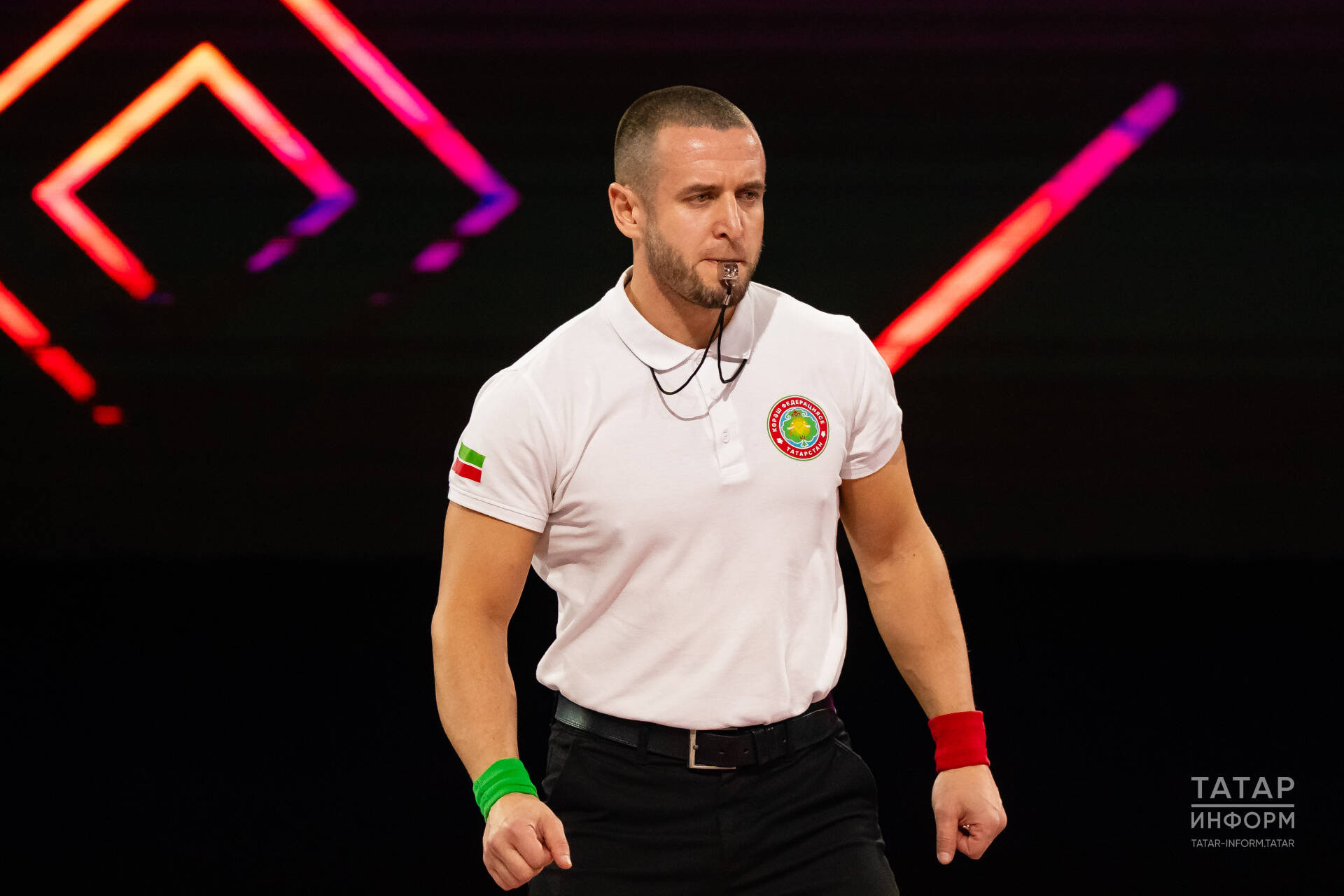 Хөкемдар Илшат Гарипов: «Көрәштә келәмгә чыккач, дусларың калырга тиеш түгел»