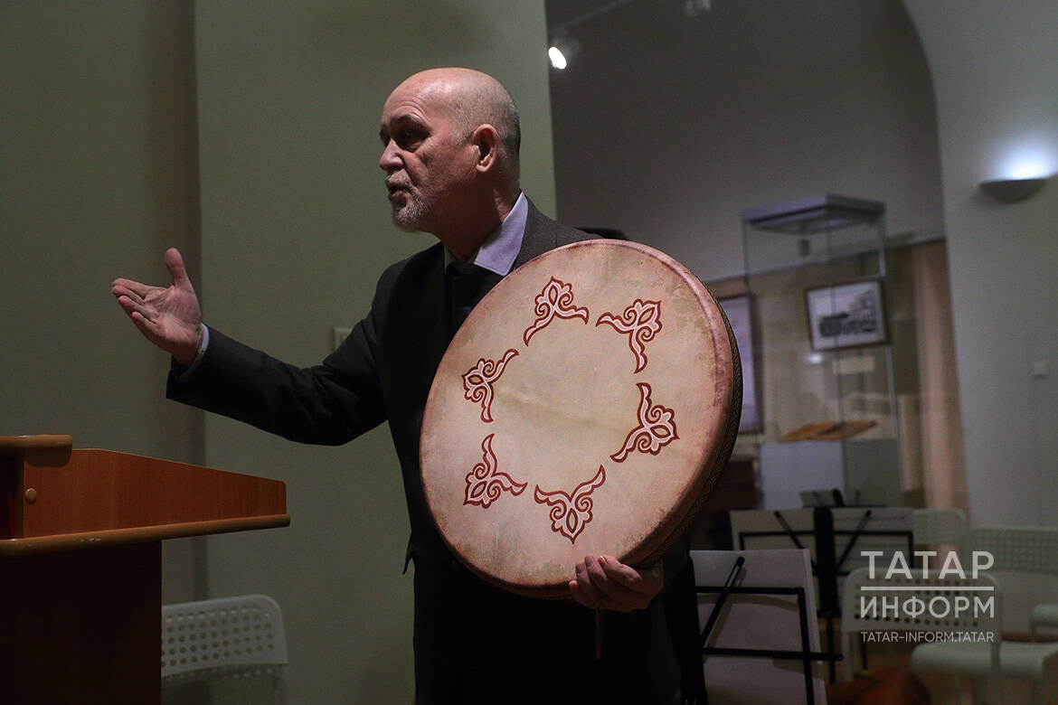 Геннадий Макаров: Бездә гармуннан башка берни дә юк дип әйтмәсеннәр