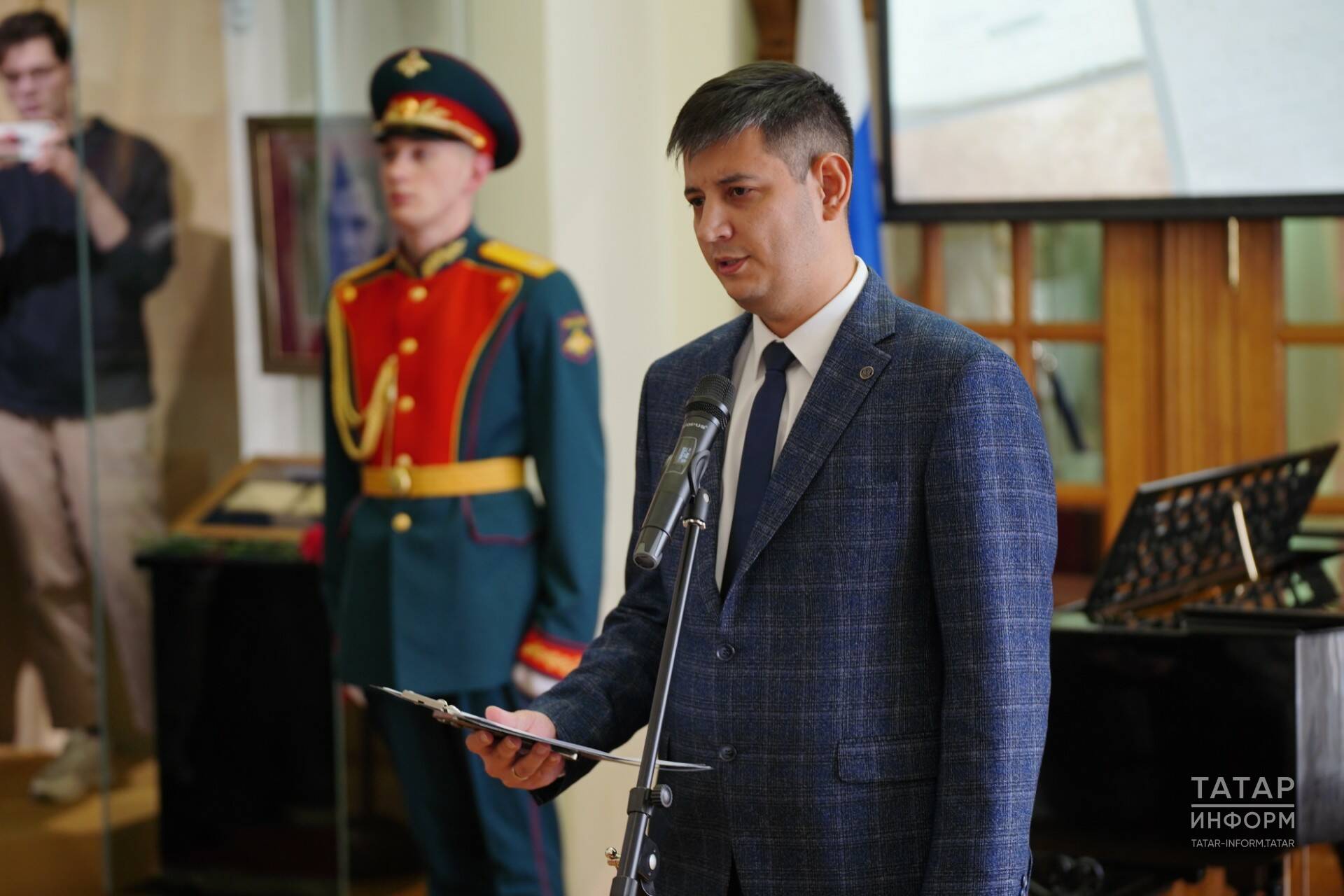 Зөфәр Баһаутдинов: «Моабит дәфтәрләре» кешелек рухының какшамас символына әверелде