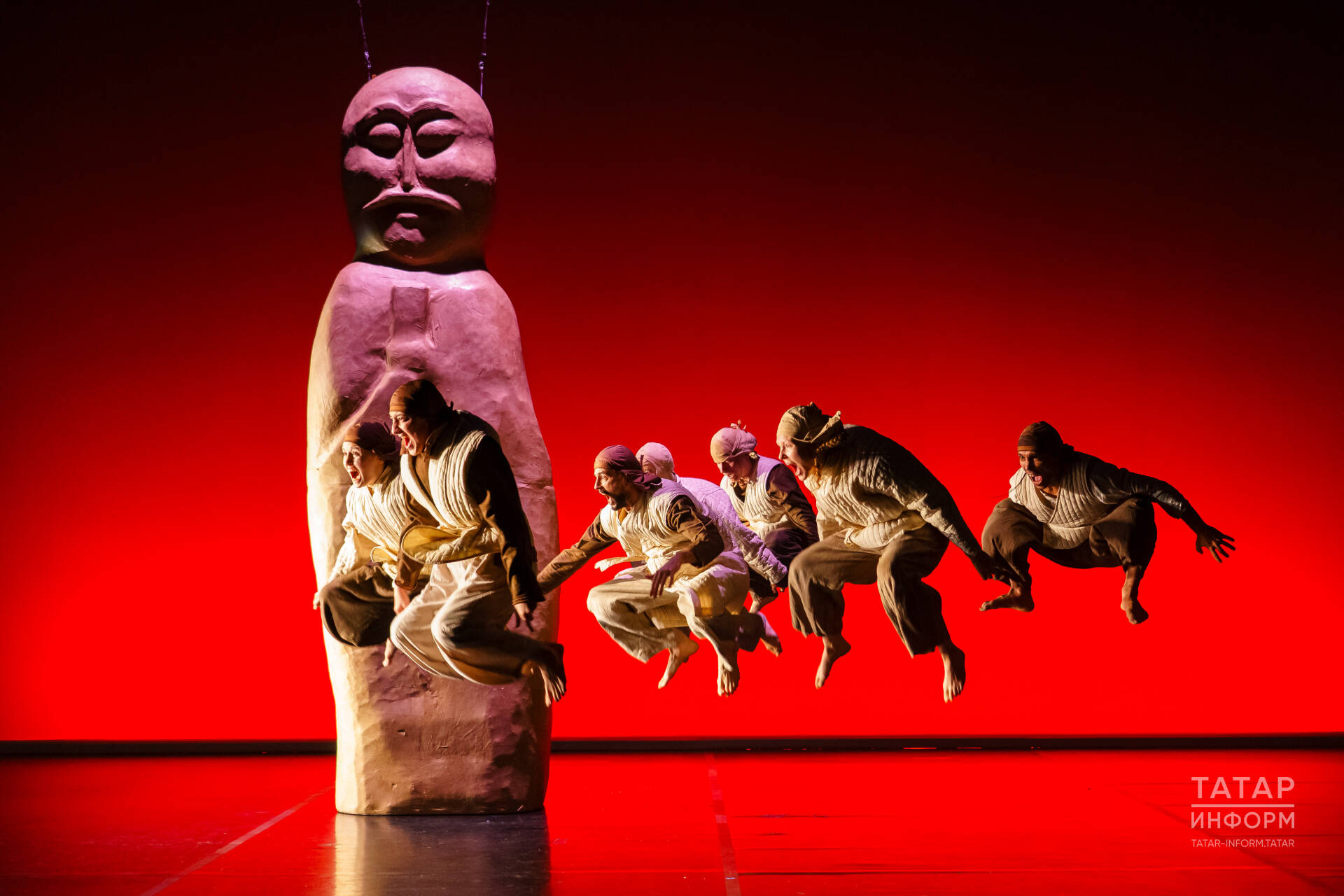 «Балбаллар» һәм Нурбәк Батулла: аңласагыз да, аңламасагыз да, карагыз