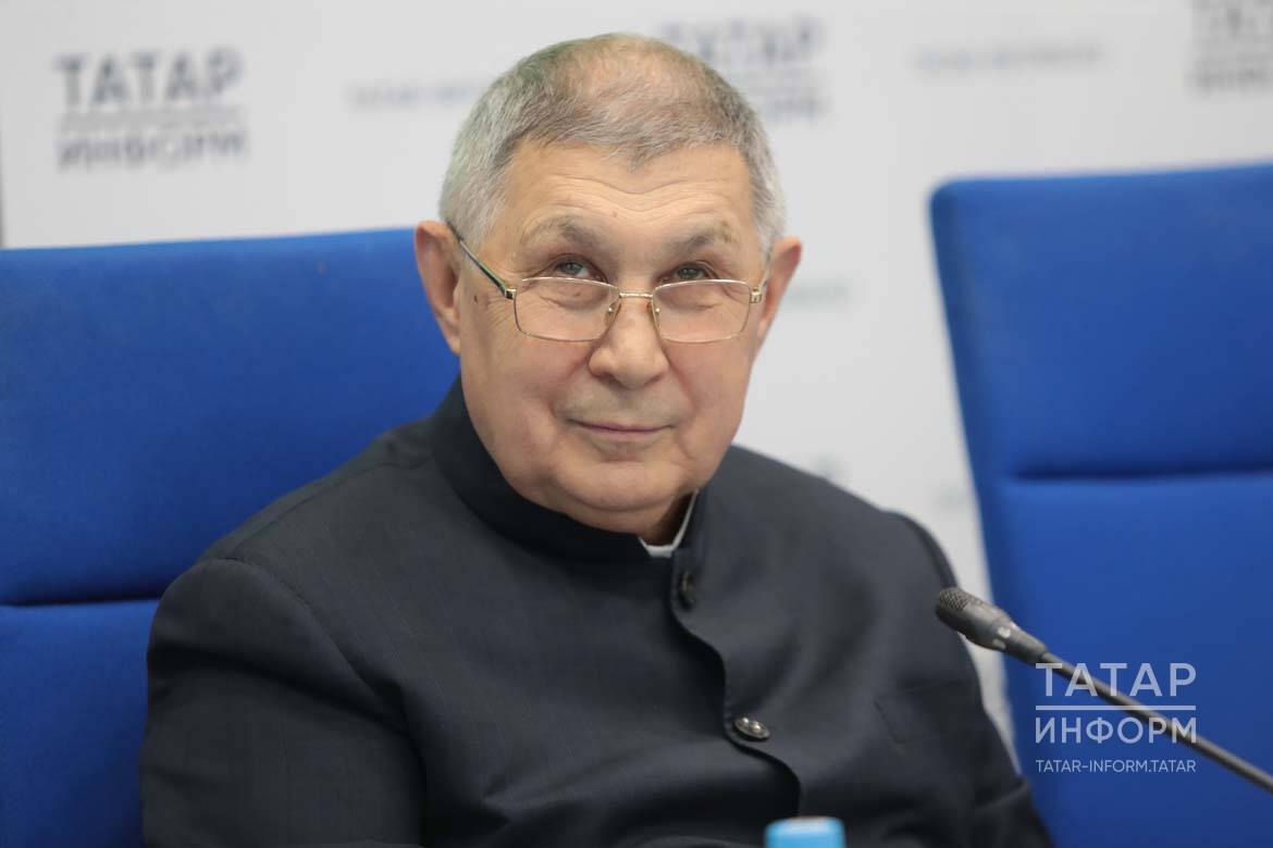 Рифкать Миңнеханов: Тукай премиясен халыкара дәрәҗәгә күтәрү мәсьәләсе әлегә хәл ителмәде