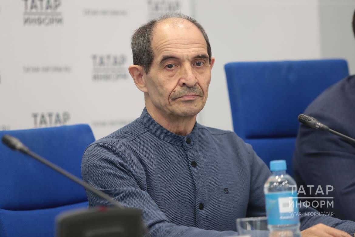 Әлфәт Закирҗанов: Бүген татар әдәбияты белән кызыксынучылар артык күп дип әйтеп булмый