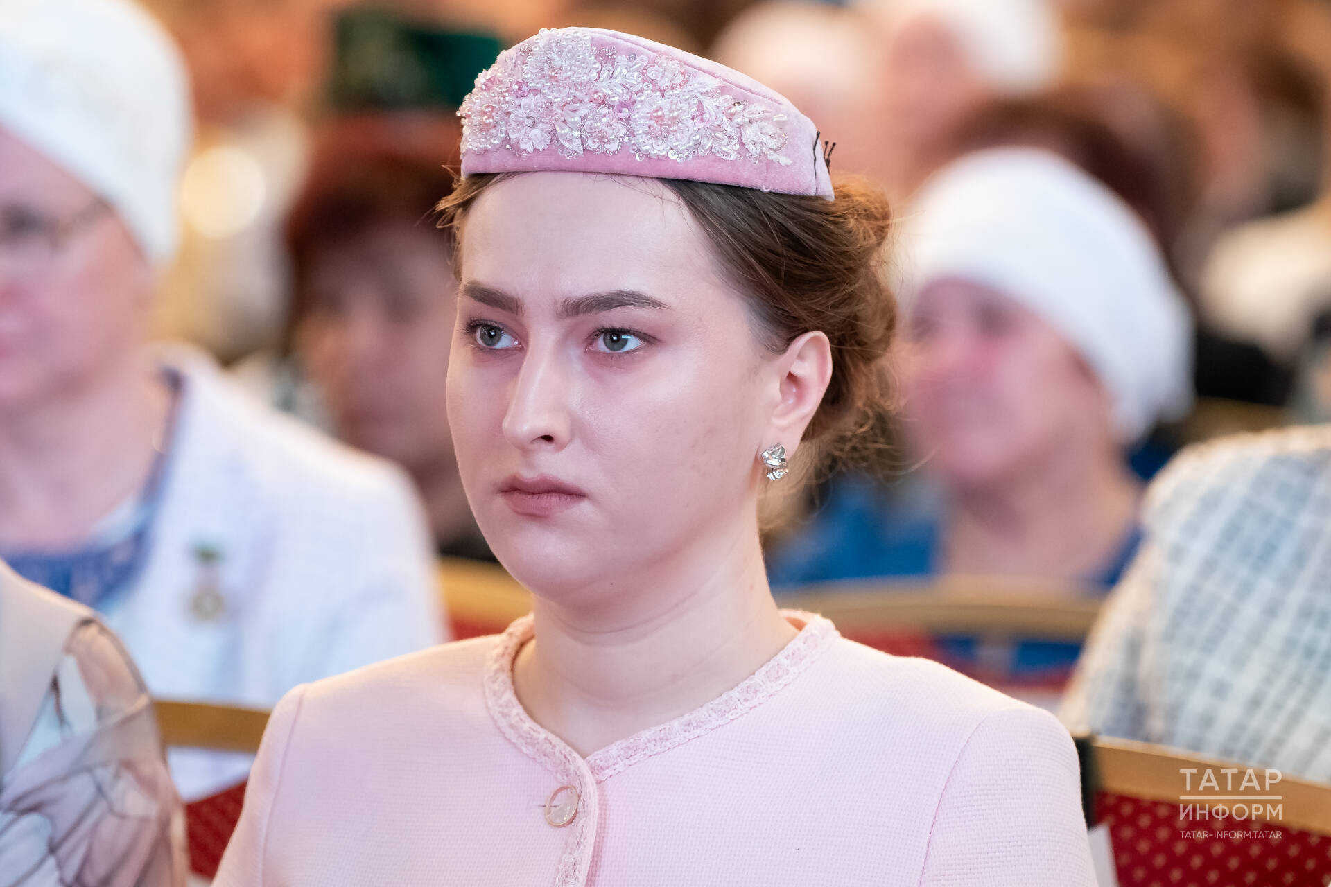 Айсылу Мөхәммәтова: «Татар яңарышы» кебек яңа проектлар телебезнең дәрәҗәсен күтәрер иде