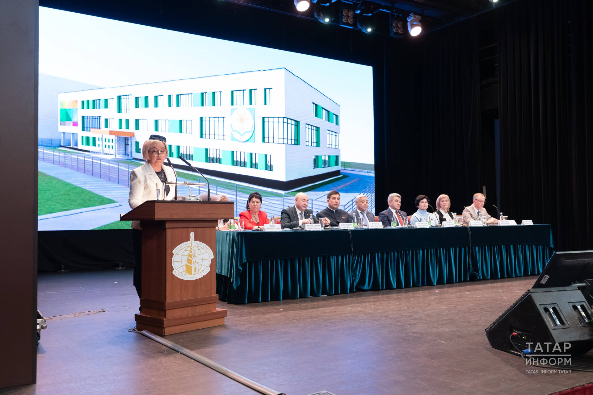 Самарадан Рәхимә Хәерова милли мәгариф өлкәсендә ир-ат укытучылар җитмәвен әйтте