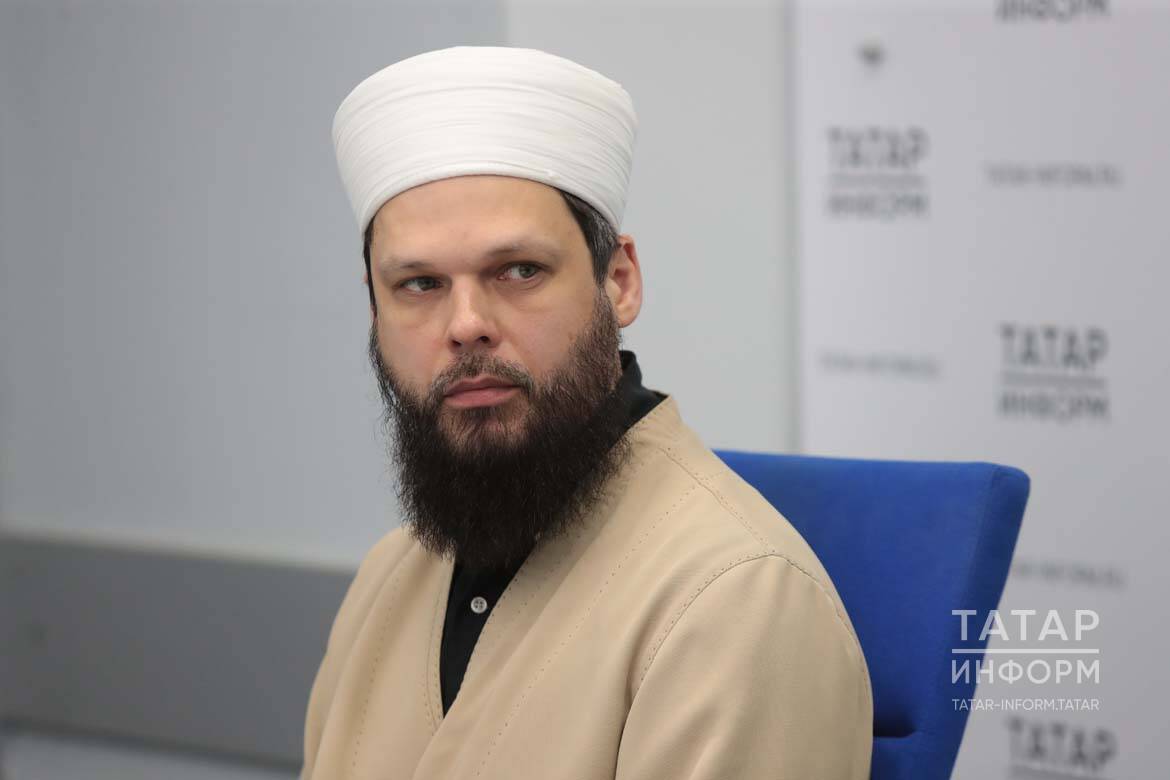 Булат хәзрәт Мөбәрәков: Корбан чалганда хезмәт хакына карау – ялгышу