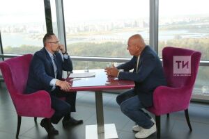 Владимир Познер "Татмедиа" генераль директорына эксклюзив интервью бирде