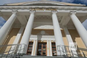 Кариев һәм Тинчурин театрларының Мәскәү гастрольләре кичектерелә