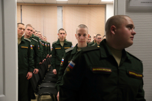 Татарстаннан хәрби хезмәткә чакырылучыларны Балтыйк флотына озату чарасыннан фоторепортаж