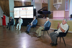Мәскәүдә узган Татарстан шагыйрьләренең иҗади кичәсеннән фоторепортаж
