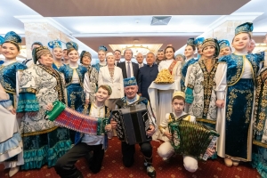 Бөтенроссия татар авыллары эшмәкәрләре җыены күргәзмәсеннән фоторепортаж