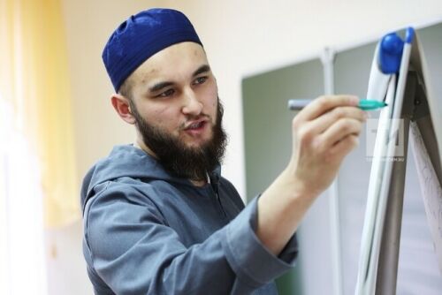 Өченче мөселман форумы делегатлары Азюркадагы мөслимәләр өчен дога кылырга чакыра