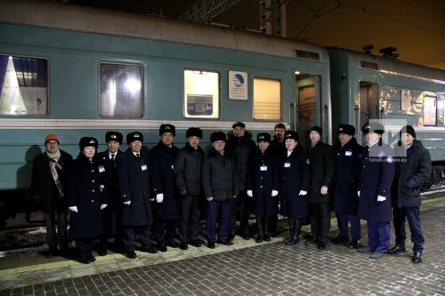 Казанга Алматыдан беренче пассажир поезды килде