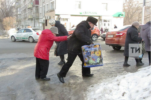 Интернетта Казан мэрына урамнарны бозлавыктан чистартуны таләп иткән петиция пәйда булды