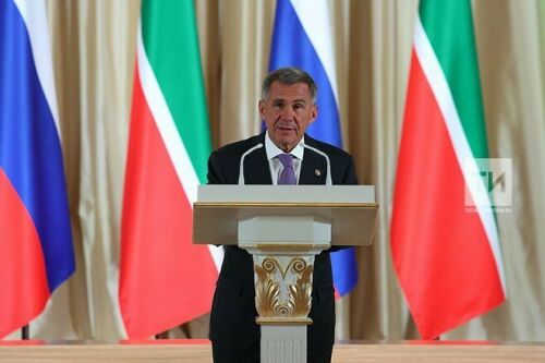 Рөстәм Миңнеханов Россиянең еш телгә алына торган 5 губернатор-блогеры рейтингына кергән