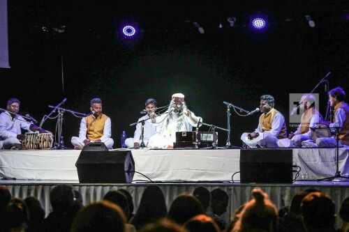 Казан тамашачысы “Бхарти Бандху” төркеме башкаруында суфый музыкасын тыңлады