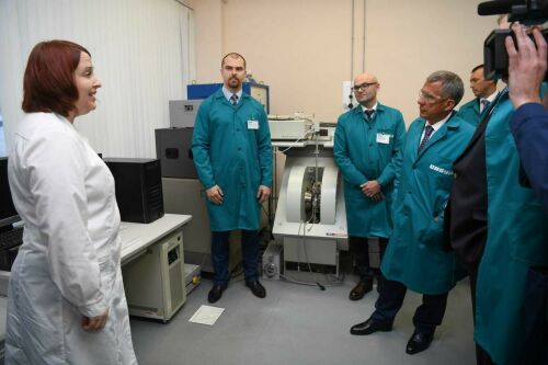 Рөстәм Миңнеханов Томскида «СИБУР-Томскнефтехим» үзәгенең соңгы эшләнмәләре белән танышты