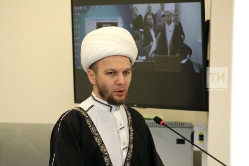 Торак алуда шәригать буенча финанс ярдәме күрсәтүне Казанда "түгәрәк өстәл"дә карадылар