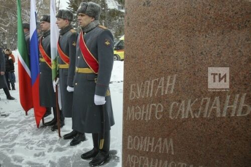 Татарстан Президенты Казанда әфганчыларга яңа һәйкәл кую турында карар кабул итте