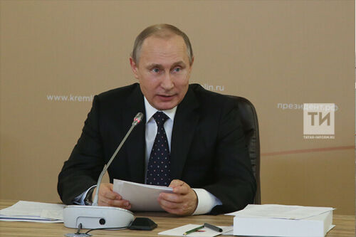 Путин Россия хоккей җыелмасын Олимпиадада җиңүләре белән котлады     
