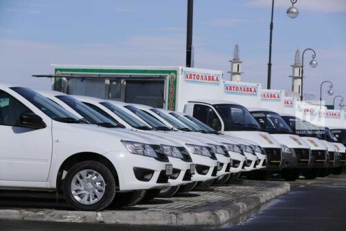 Татарстанның нәсел эше орлыкчылык идарәсенә 23 эш машинасы тапшырылды