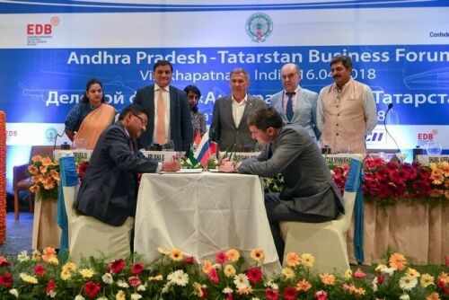 Рөстәм Миңнеханов Һиндстан штаты - Андхра-Прадеш җитәкчелеге белән очрашты