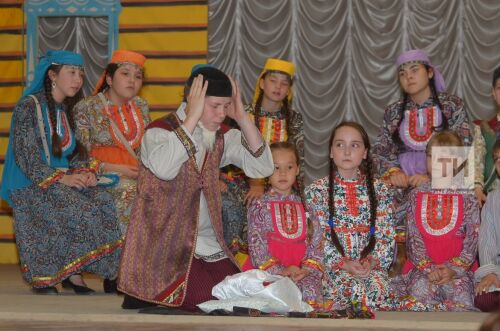 Ижевскиның «Асылъяр» балалар ансамбле «Түгәрәк уен» фестивале жюриеннан югары бәя алды