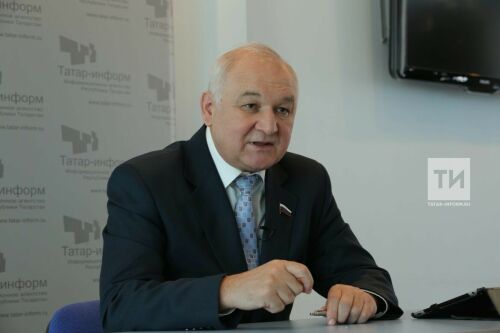 Республикалар милли дәүләт телләрен укыту программасының мәҗбүри өлешендә калдыра алачак 