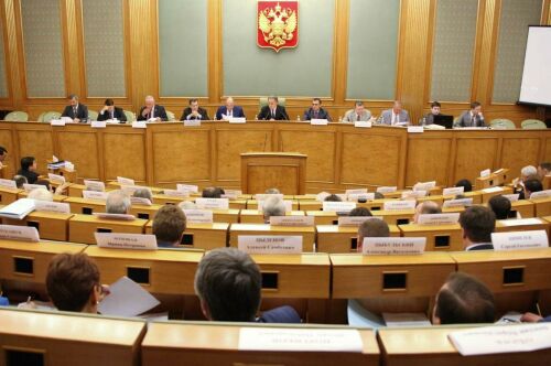 Рөстәм Миңнеханов Мәскәүдә төбәкләр үсеше буенча Хөкүмәт комиссиясе утырышында катнашты