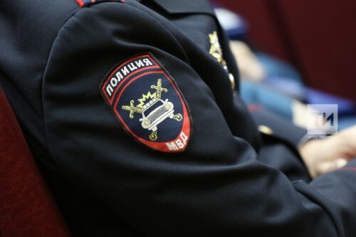 Казанда полиция хезмәткәре үзенә карата көч кулланучыга аткан        