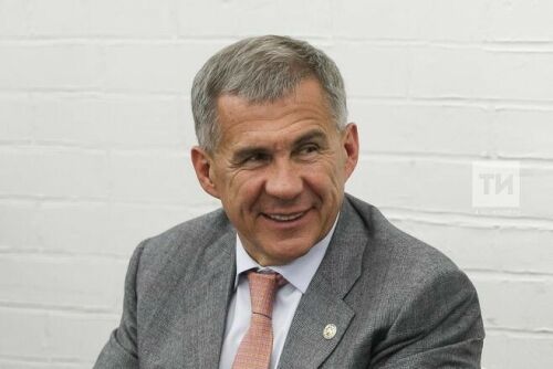 Р.Миңнеханов Мәскәүдә Россия гадәттән тыш хәлләр министры Е.Зиничев белән фикер алышты 