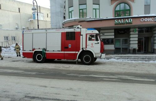 Казан үзәгендә Университет урамындагы бинада янгын чыккан 
   