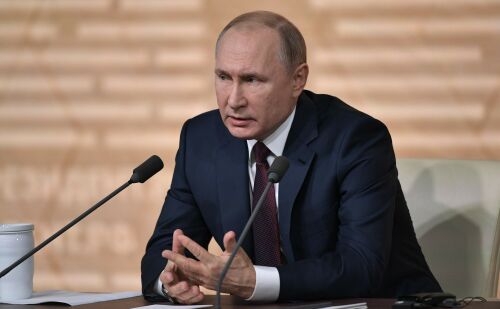 Путин табибларның хезмәт хакын арттыру ысулларын әйтте