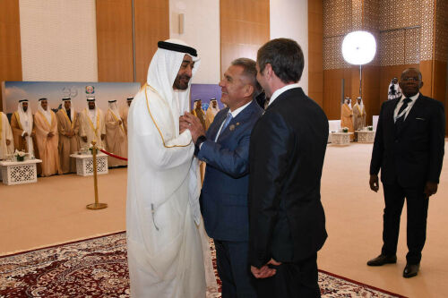 Рөстәм Миңнеханов Абу-Даби Әмирлеге варис принцы белән IDEX-2019 күргәзмәсендә очрашты
