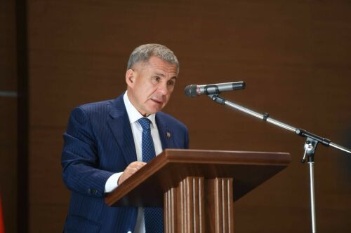 Рөстәм Миңнеханов: Гражданнарны банкрот дип тану турындагы гаризаларның артуы борчу уята